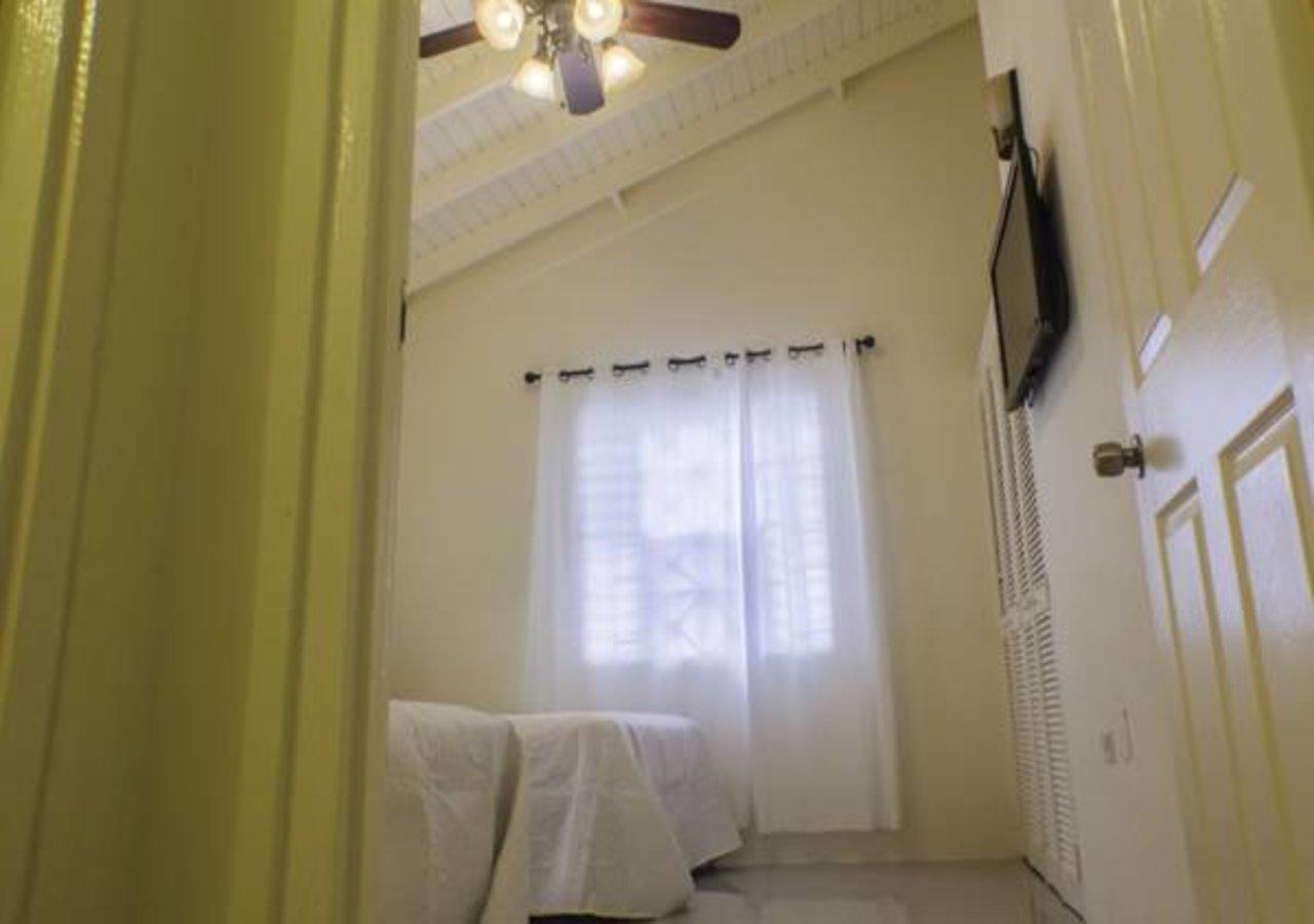 N2N Suites - Ochio Rios Vacation Home 오쵸 리오스 외부 사진