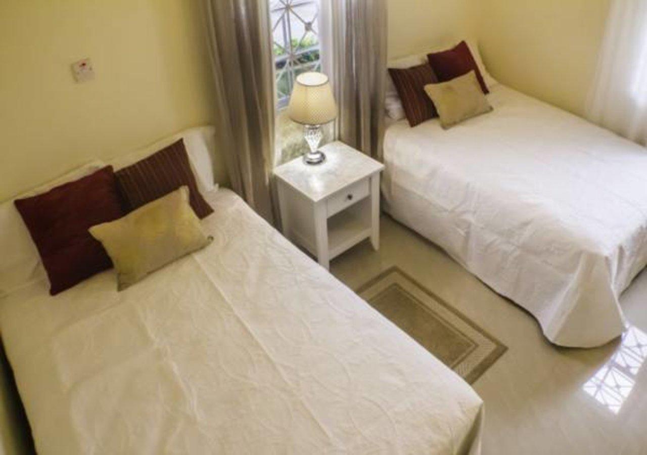 N2N Suites - Ochio Rios Vacation Home 오쵸 리오스 외부 사진