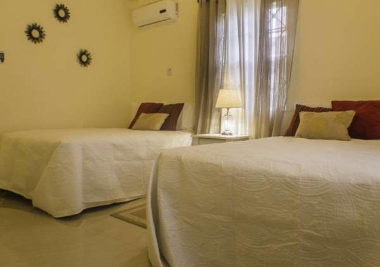 N2N Suites - Ochio Rios Vacation Home 오쵸 리오스 외부 사진